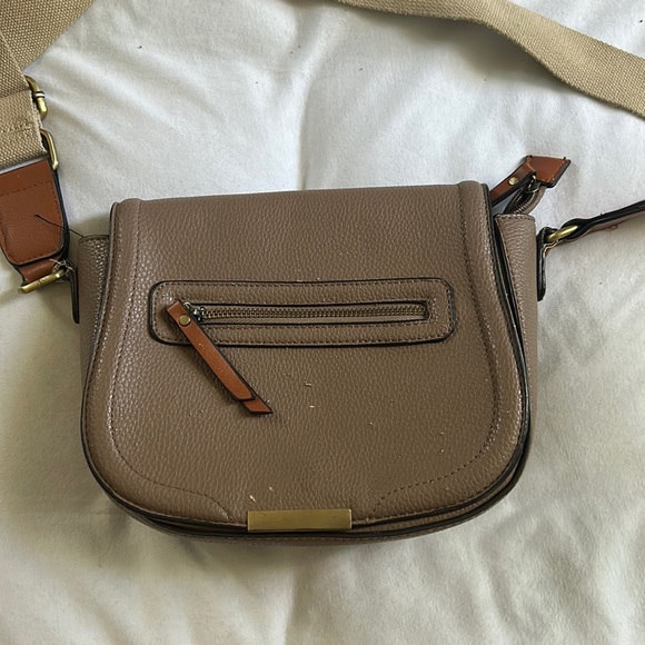 Miztique Bags Miztique Zipper Cross Body Bag Poshmark